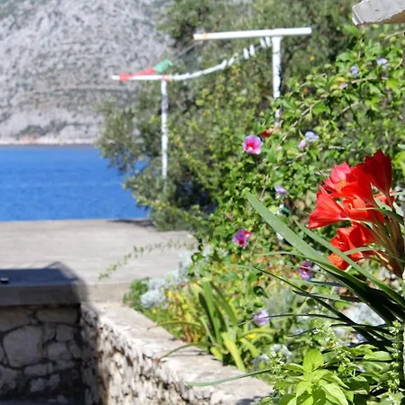 By The Sea Kneza, Korcula - 9166 *