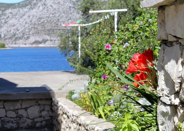 By The Sea Kneza, Korcula - 9166 *